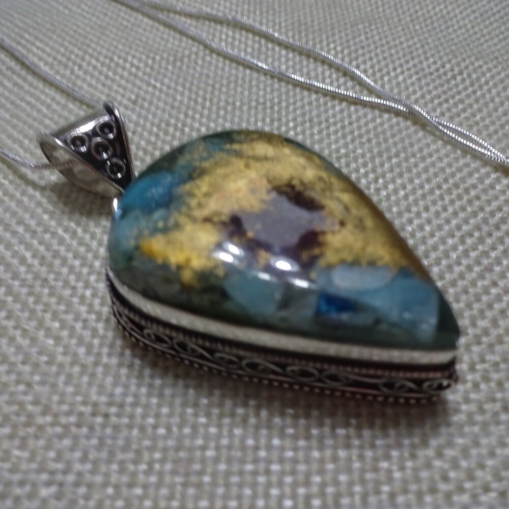Gorgeous OYSTER TURQUOISE Handmade Sterling 925 Pendant/Chain #81C